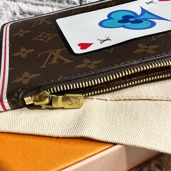 LV Game On Neverfull Pouch ♣️♥️ - Picture 6 of 10